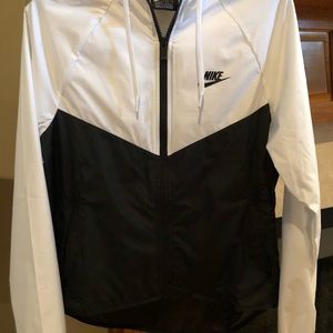 Nike Sportswear Wind runner jacket, XS